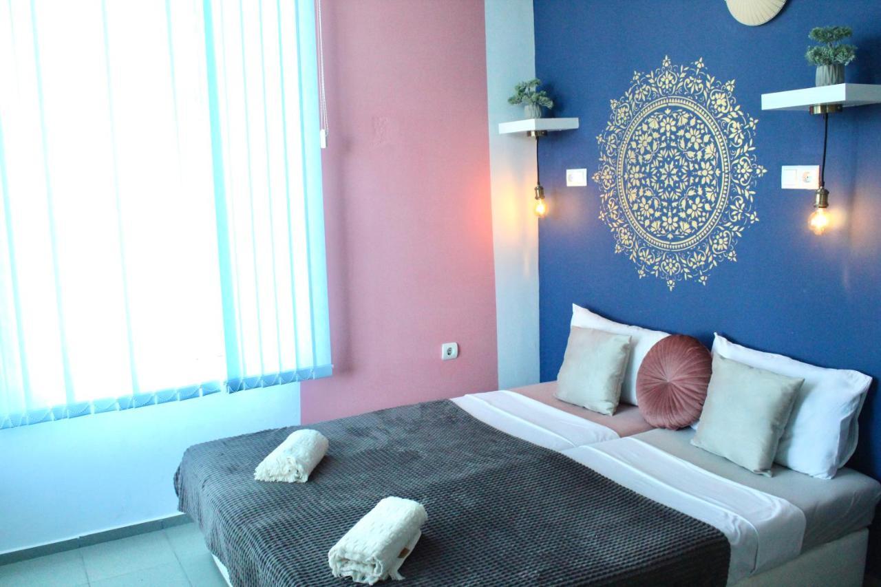 Sunset Art Beach Front Hotel เชอร์โนโมเรทส์ ภายนอก รูปภาพ