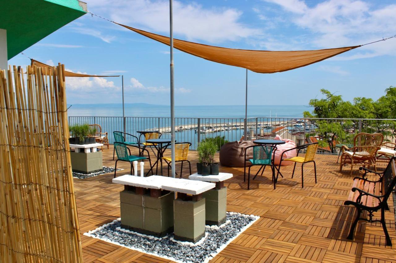 Sunset Art Beach Front Hotel เชอร์โนโมเรทส์ ภายนอก รูปภาพ